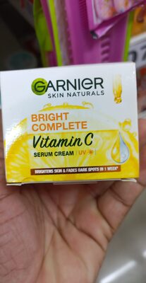 Garnier Bright Complete Vitamin C Serum Cream